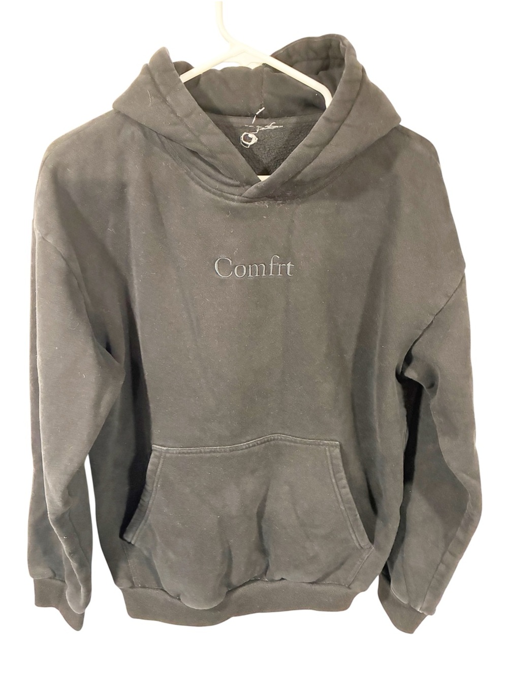 COMFRT Signature Hoodie in Black Oversized Pullover Hoodie Sweatshirt
